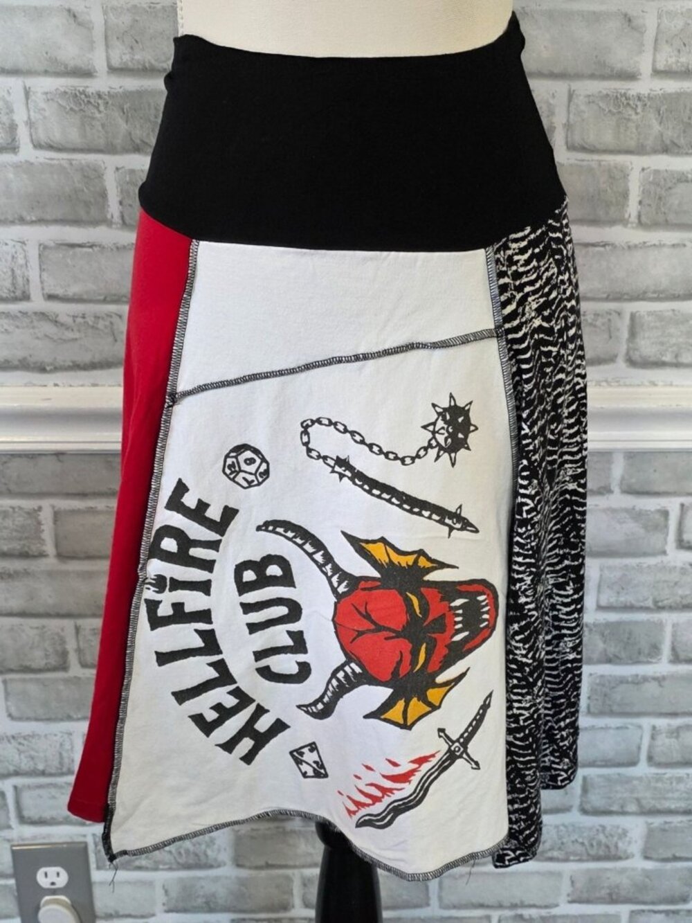 Do Over Designs~ Upcycled T-Shirts Skirt~ Grunge Artsty Boho OOAK